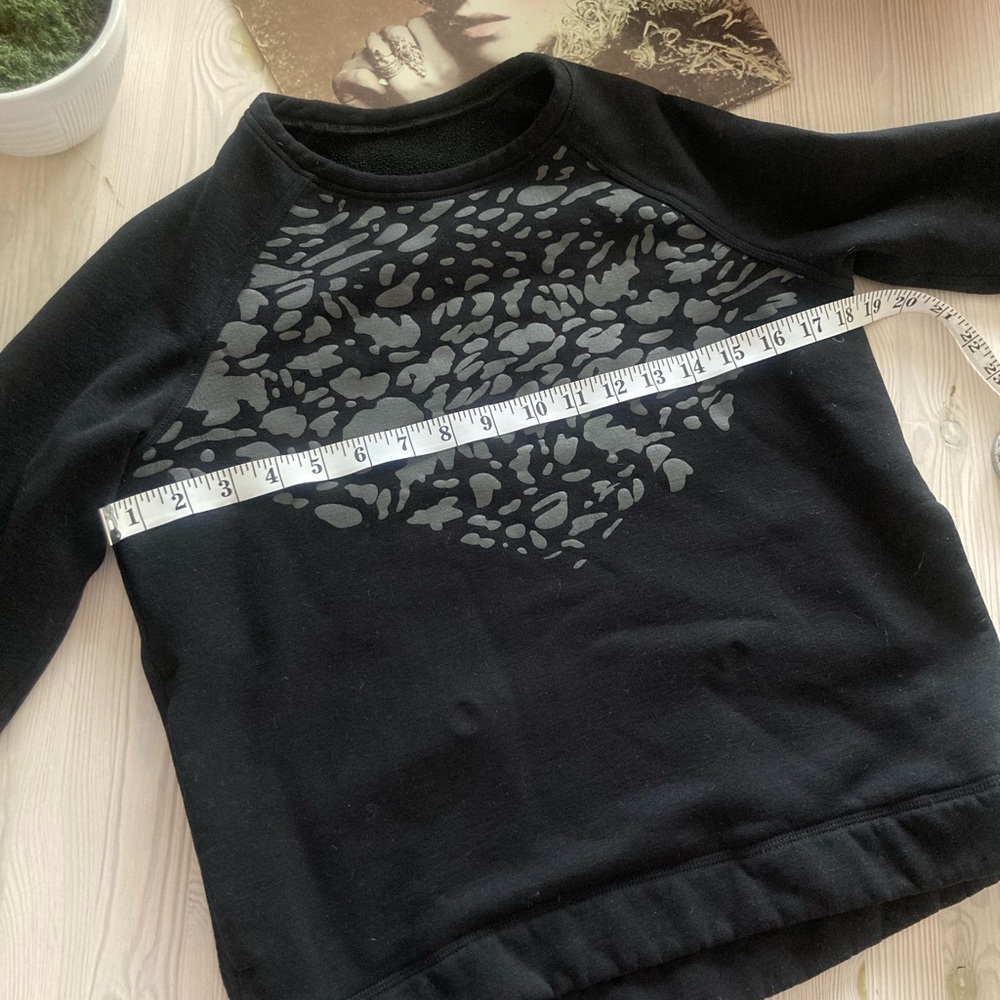 Lululemon Black Snapshot Crew Sweatshirt size 4 - Picture 3 of 7